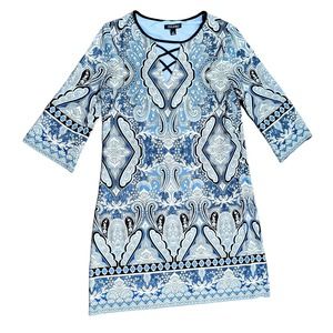 Roz and Ali Size Medium Blue Geo Pattern Dress